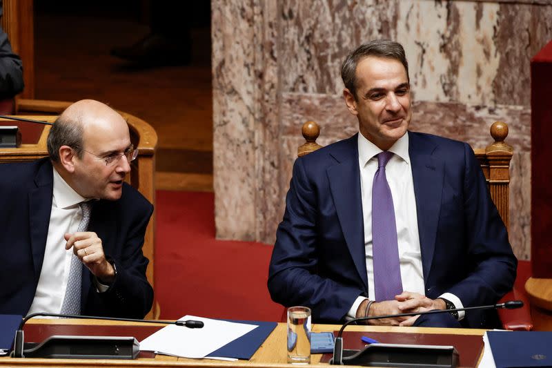 Greek parliament votes on 2024 budget