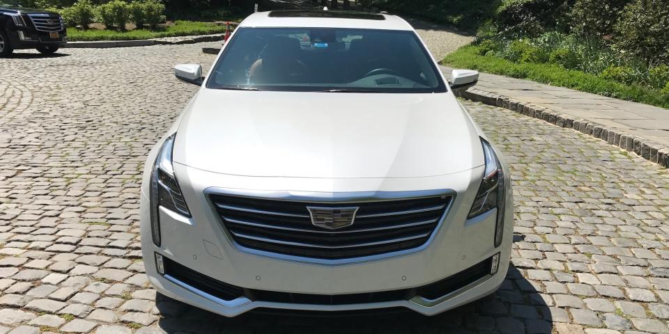 Cadillac CT6 Plugin