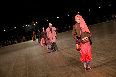 Models present creations from Marc Jacobs SS 2018 collection during New York Fashion Week in New York City, U.S. September 13, 2017. REUTERS/Eduardo Munoz