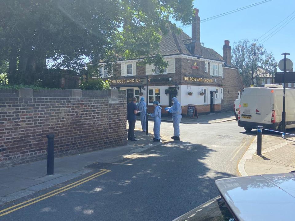 Forensics at the scene of the stabbing (Supplied)