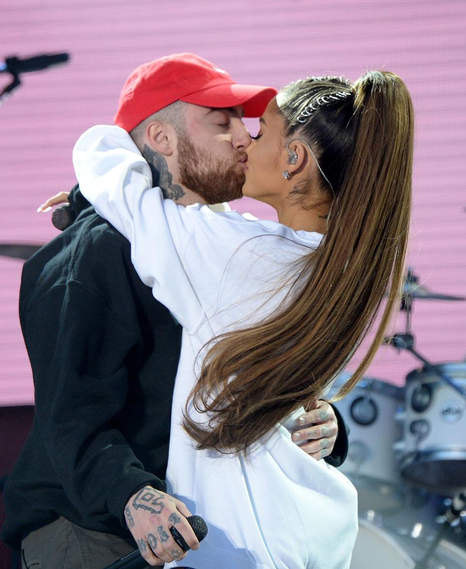 Mac and Ari kissing