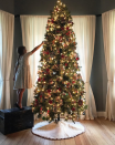 <p>The <i>Fixer Upper</i> star shared a snapshot of her 7-year-old daughter fancying up their abode. “This family tree gets me every time,” the mom of four wrote. “Emmie asked why I always get so sad when we put this tree up and I told her it’s a good kinda sad. I explained these memories on this tree are so sweet and time just goes by so fast. This tree is full of firsts for each of us, many meaningful ornaments, and lots of handmade who knows what. It’s my favorite and I treasure this time every year.” (Photo: <a rel="nofollow noopener" href="https://www.instagram.com/p/Bb-djrOHE8Q/?hl=en&taken-by=joannagaines" target="_blank" data-ylk="slk:Joanna Gaines via Instagram;elm:context_link;itc:0;sec:content-canvas" class="link ">Joanna Gaines via Instagram</a>) </p>