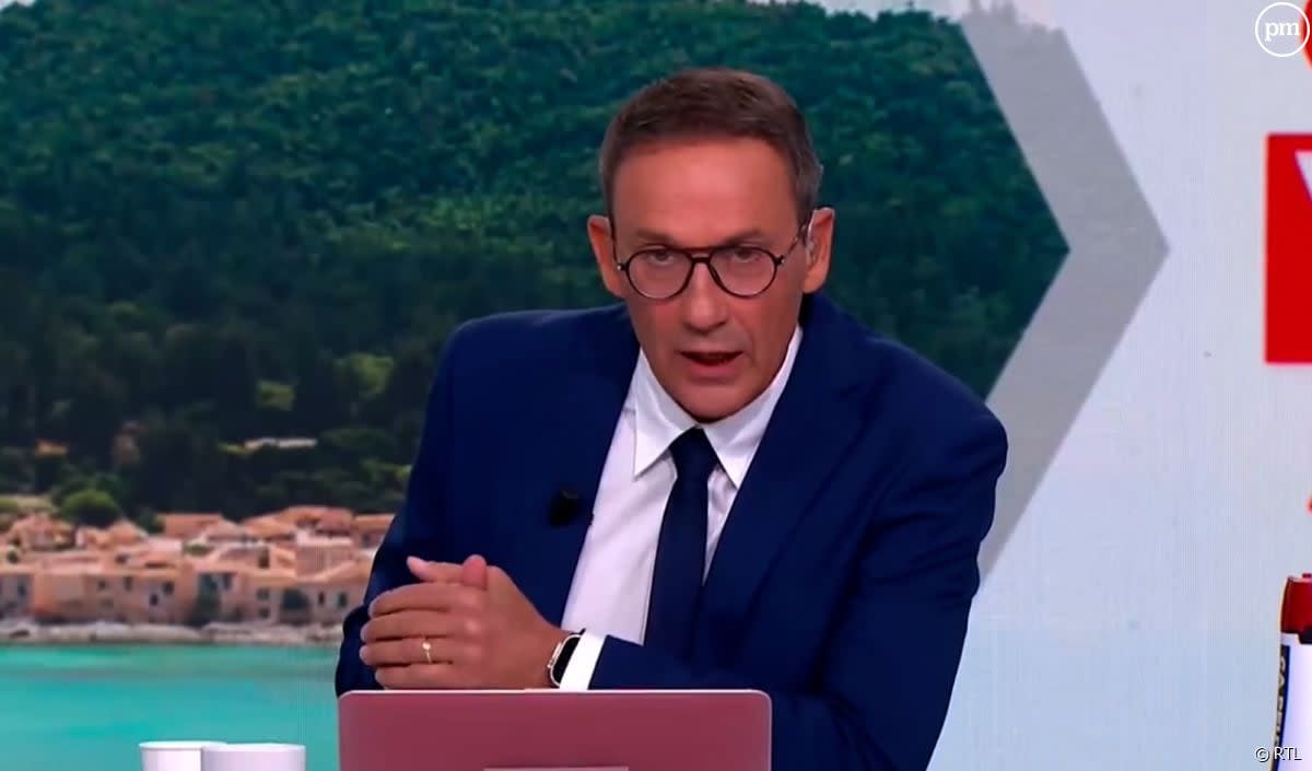 "En route pour le Pulitzer !" : Julien Courbet se moque des débats d'Amandine Bégot et Yves Calvi dans "RTL Matin" - RTL