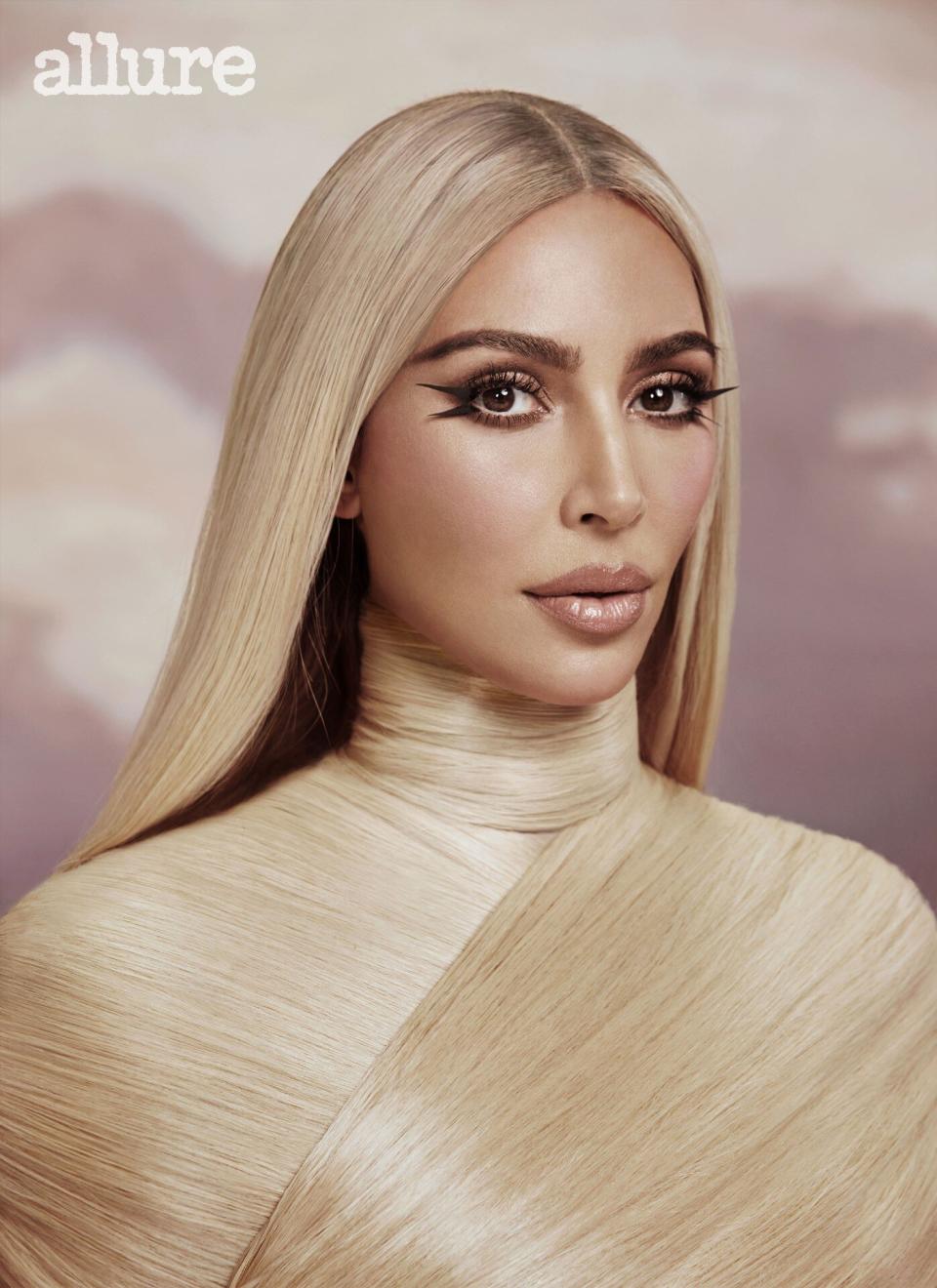 Kim Kardashian Wearing Blonde Hair 2022 
