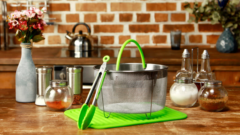 Steamer basket and tongs