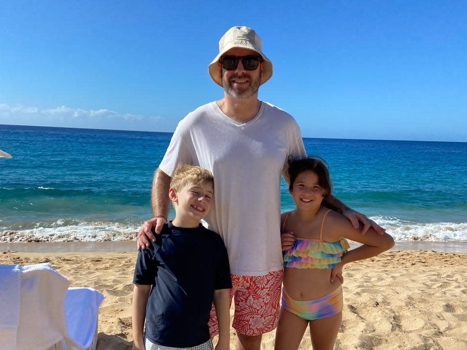 Alesandra Dubin's husband and kids on the beach in Hawaii.