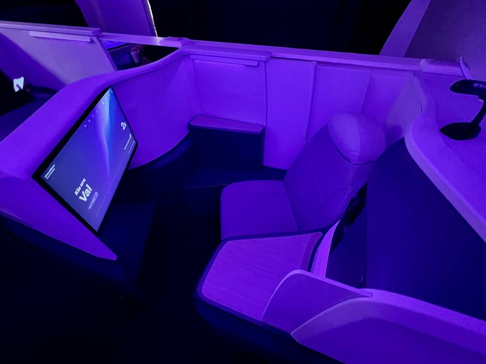 A mockup of the new Business Premier seat in Auckland at ANZ's cabin innovation center, Hangar 22.