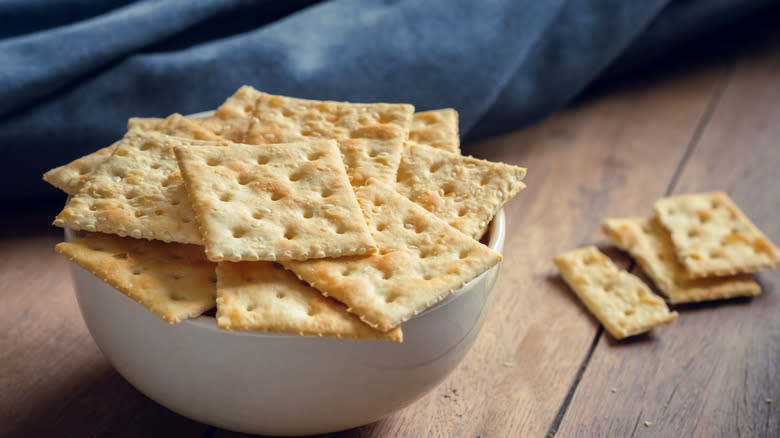 Saltines crackers in bowl