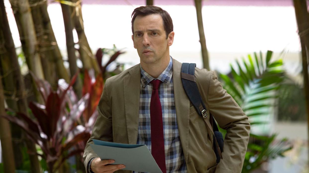 Ralf Little in Death in Paradise 