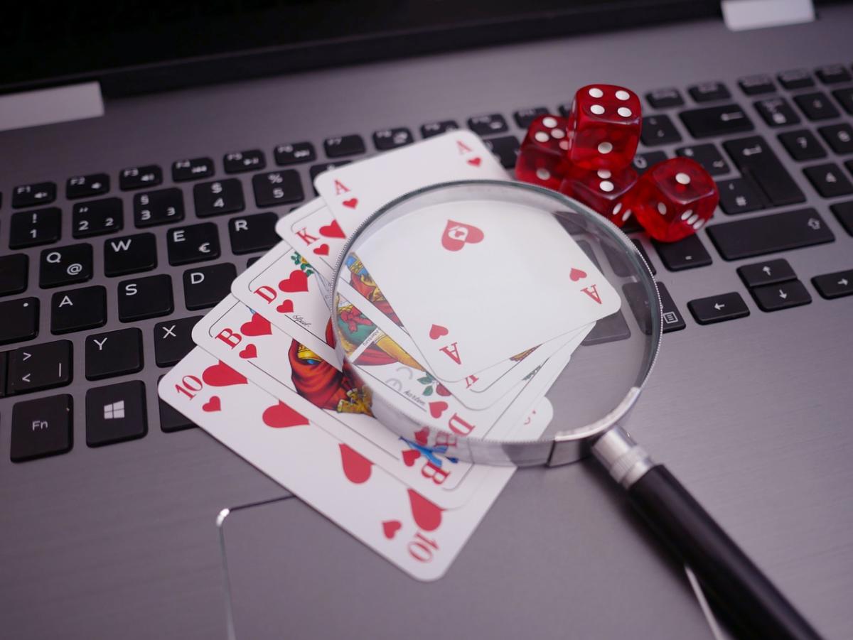 Los Mejores Sitios de Poker Online con Dinero Real 2024