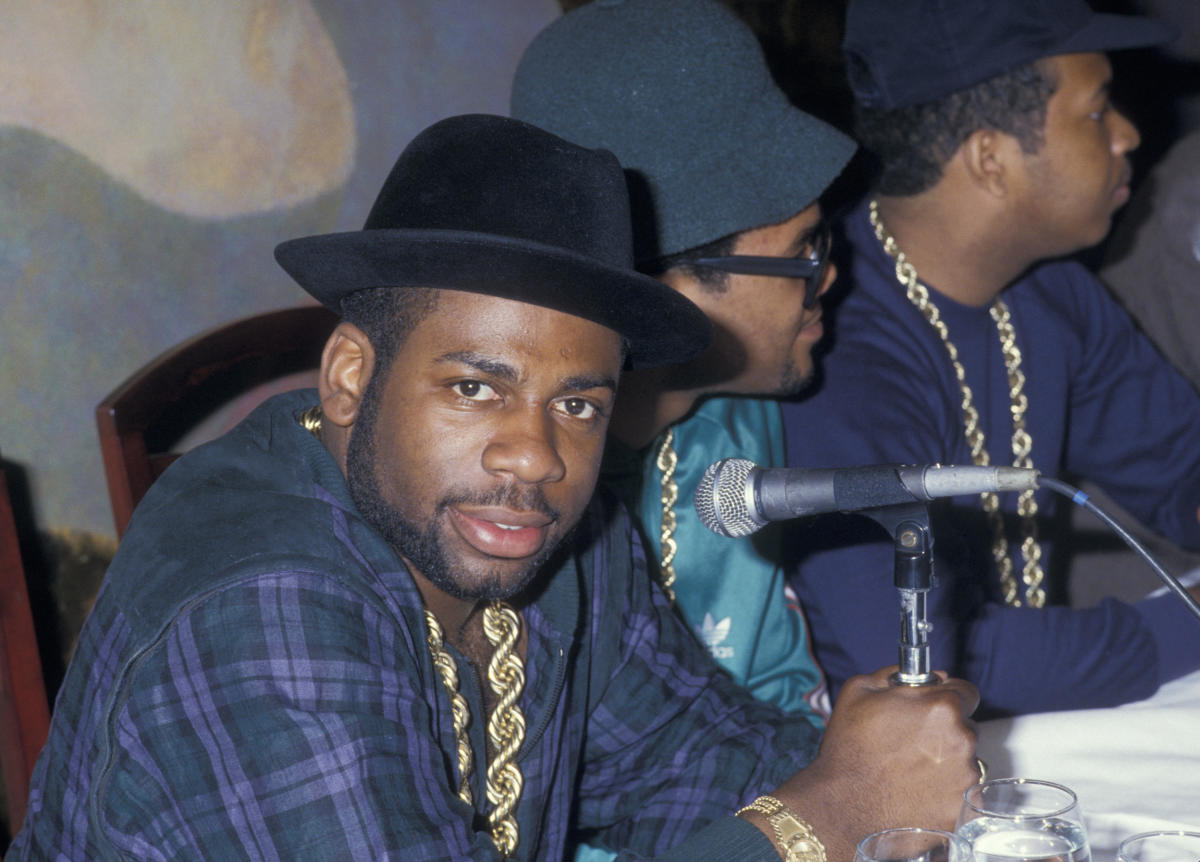 Jury finds 2 men guilty on all counts in Jam Master Jay murder trial