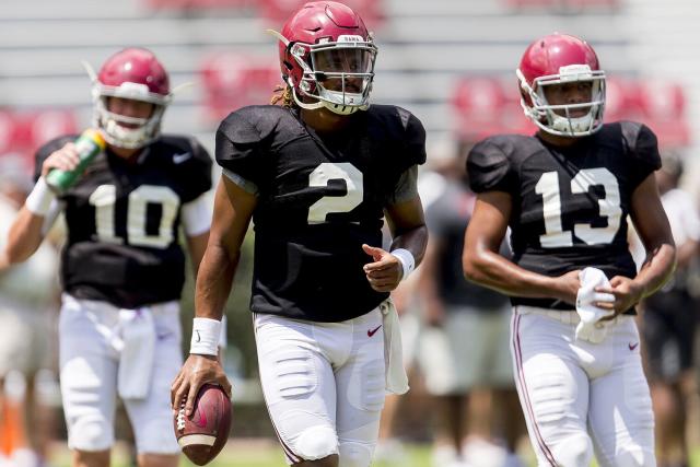 Patrick Mahomes and Jalen Hurts to be first Black quarterbacks to