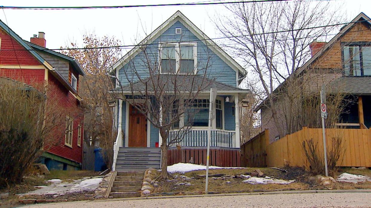 The new designation will preserve heritage elements for a whole block of homes on a street in S.W. Calgary. (James Young/CBC - image credit)