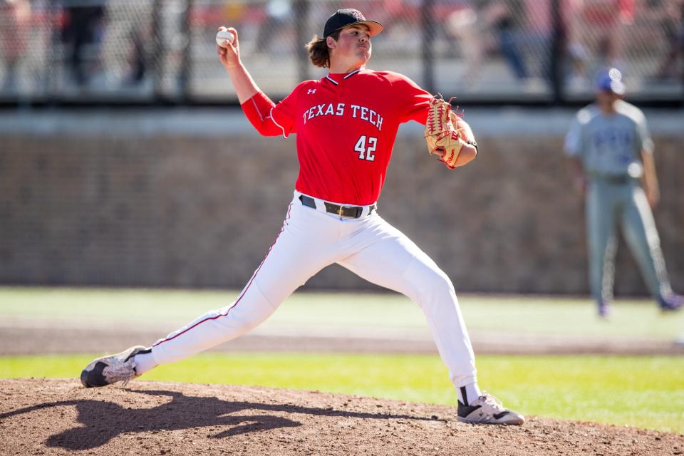 Texas Tech pitcher Kyle Robinson (42) made his third consecutive quality start Friday in Orlando, Florida, but Central Florida beat the Red Raiders 2-1.