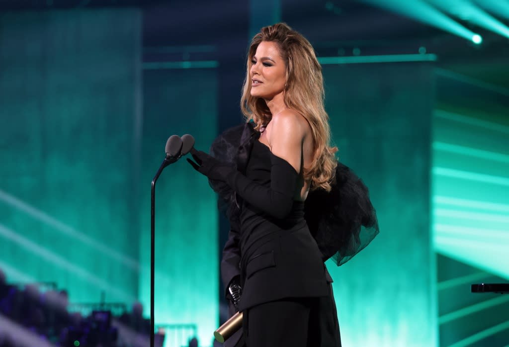 SANTA MONICA, CALIFORNIA - DECEMBER 06: 2022 PEOPLE'S CHOICE AWARDS -- Pictured: Khloé Kardashian accepts the The Reality Show of 2022 award for ‘<span class="caas-xray-inline-tooltip"><span class="caas-xray-inline caas-xray-entity caas-xray-pill rapid-nonanchor-lt" data-entity-id="The_Kardashians" data-ylk="cid:The_Kardashians;pos:1;elmt:wiki;sec:pill-inline-entity;elm:pill-inline-text;itc:1;cat:TvSeries;" tabindex="0" aria-haspopup="dialog"><a href="https://search.yahoo.com/search?p=The%20Kardashians" data-i13n="cid:The_Kardashians;pos:1;elmt:wiki;sec:pill-inline-entity;elm:pill-inline-text;itc:1;cat:TvSeries;" tabindex="-1" data-ylk="slk:The Kardashians;cid:The_Kardashians;pos:1;elmt:wiki;sec:pill-inline-entity;elm:pill-inline-text;itc:1;cat:TvSeries;" class="link ">The Kardashians</a></span></span>’ on stage during the 2022 People's Choice Awards held at the Barker Hangar on December 6, 2022 in Santa Monica, California. -- (Photo by Rich Polk/E! Entertainment/NBC via Getty Images)