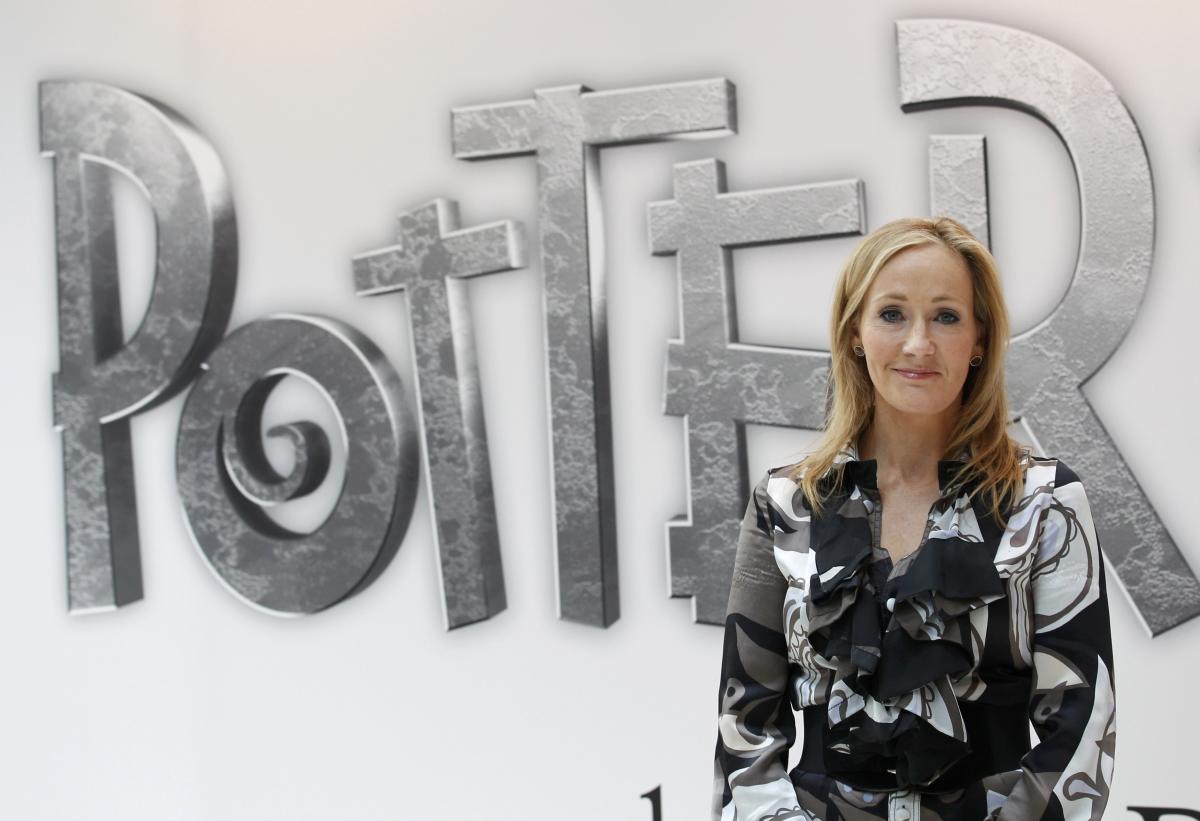 J.K. Rowling's Pottermore site for all things Harry Potter to launch in  April