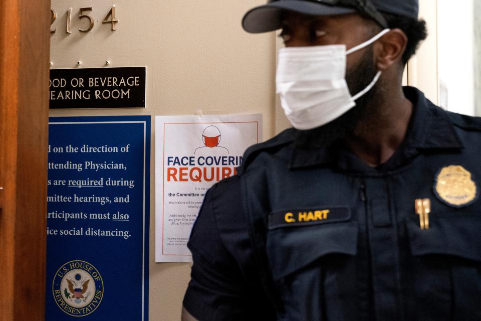 Virus Outbreak Congress Masks (Copyright 2021 The Associated Press. All rights reserved.)