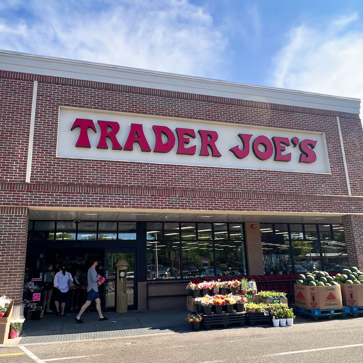 Trader Joe's exterior of store in summertime