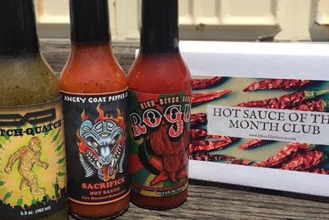 2 Angry Cats Hot Sauce