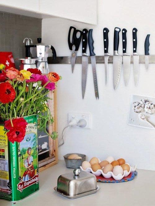 12 Must Have Essential Kitchen Housewares