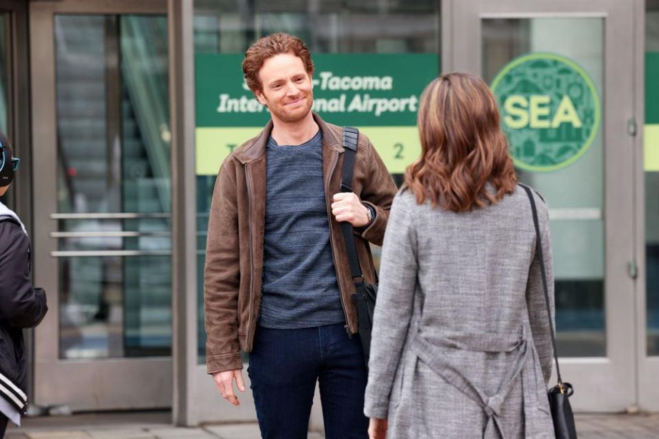 nick gehlfuss, torrey devitto, chicago med