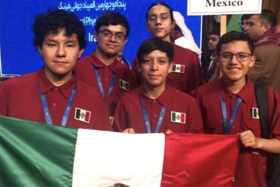 Jóvenes mexicanos obtienen medalla de bronce y mención honorífica en Olimpiada de Física en Irán