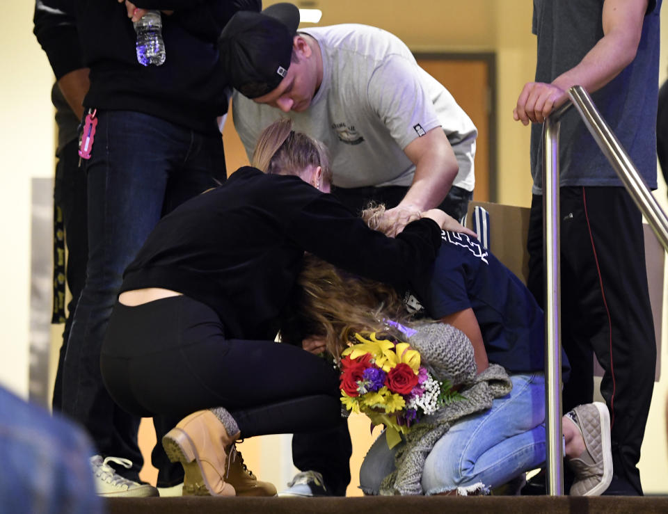 Mourning the Thousand Oaks massacre victims