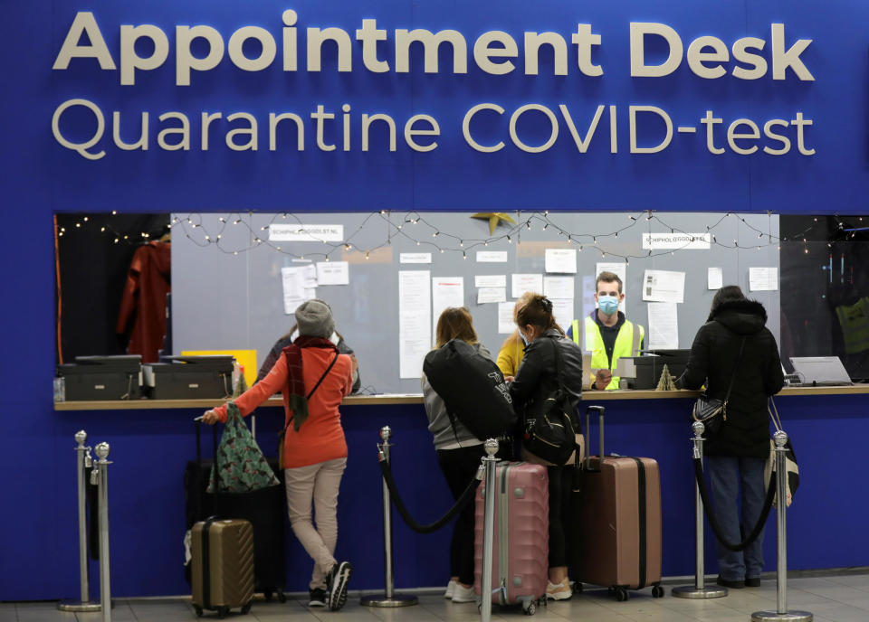 Image: Dutch health authorities find 61 passengers who arrived from South Africa as COVID-19 positive, in Amsterdam (Eva Plevier / Reuters)