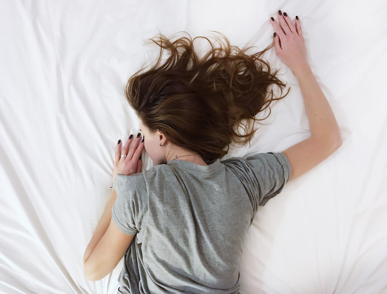 5 ways to embrace “clean sleeping,” the latest sleeping trend that sounds amazing