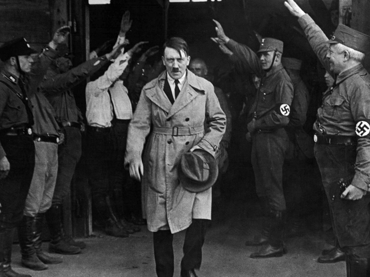 Adolf Hitler: AP