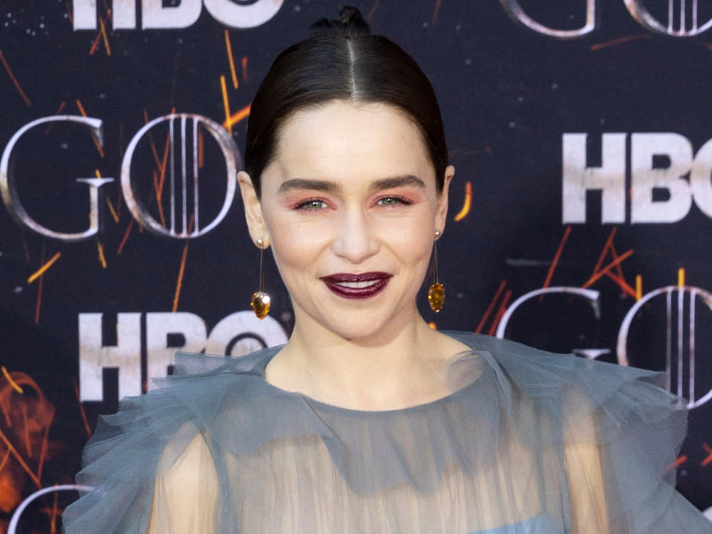 Emilia Clarke waren Nacktszenen in "Game of Thrones" unangenehm (Bild: lev radin / Shutterstock.com)