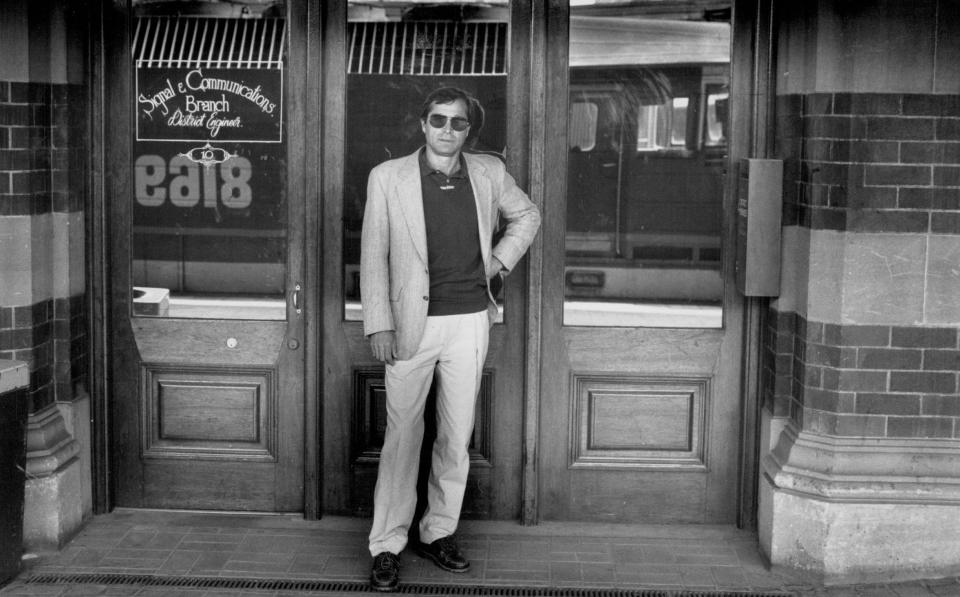 Paul Theroux at Central Station 