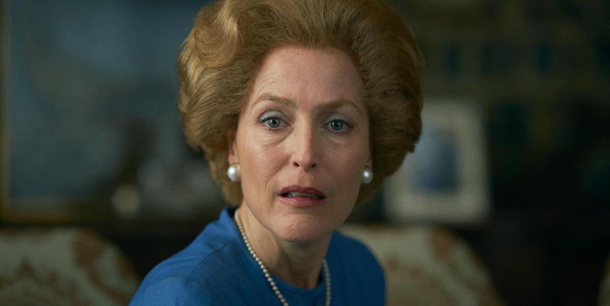 gillian anderson as margaret thatcher, the crown season 4