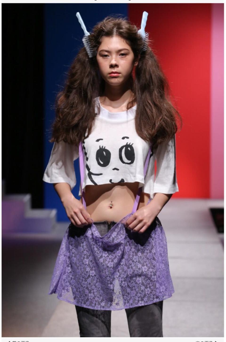 The hairstylists at Jennyfax during Shanghai Fashion Week forgot their brushes in the models’ hair.