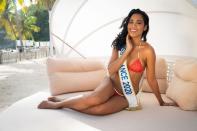 <p>Clémence Botino, de retour sur son île natale. La jeune et jolie Guadeloupéenne qui fut élue Miss France le 14 décembre 2019 au Dôme de Marseille a pris la pose devant les photographes, notamment à la sublime plage de la Caravelle à Saint-Anne. </p>