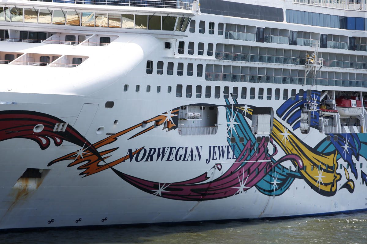 norwegian cruise line earnings