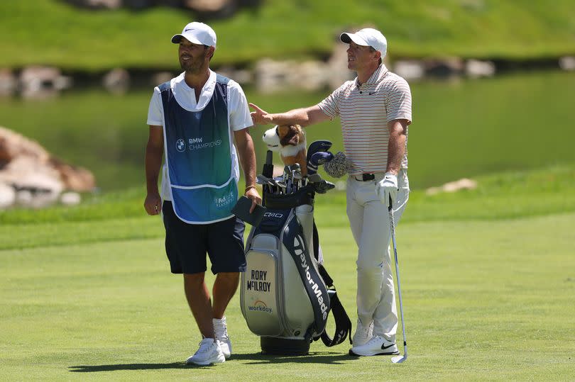 Former Tiger Woods coach backtracks on Rory McIlroy caddie criticism