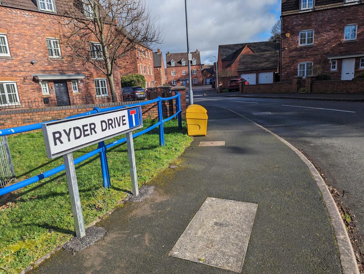 A resident on Ryder Drive was forced to take two weeks off work after the foul stench gave her migraines. (Credit SWNS)