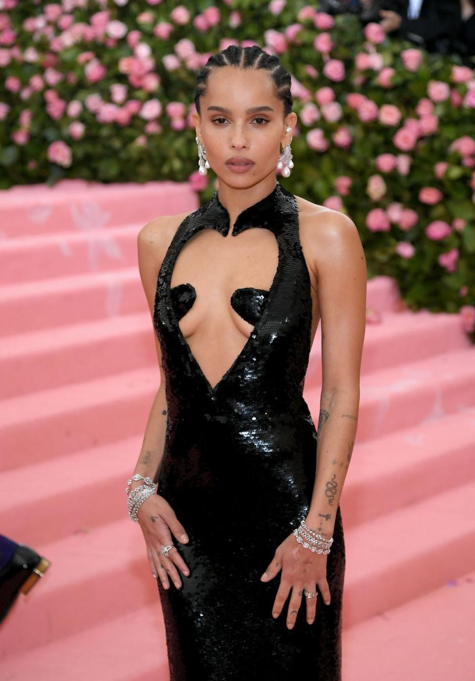 new york, new york   may 06 zoe kravitz attends the 2019 met gala celebrating camp notes on fashion at metropolitan museum of art on may 06, 2019 in new york city photo by neilson barnardgetty images