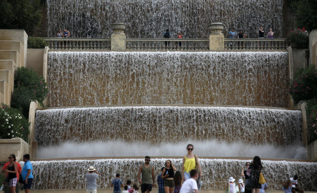 Lisbon breaks record for maximum temp, hits 44 C (111.2 F)