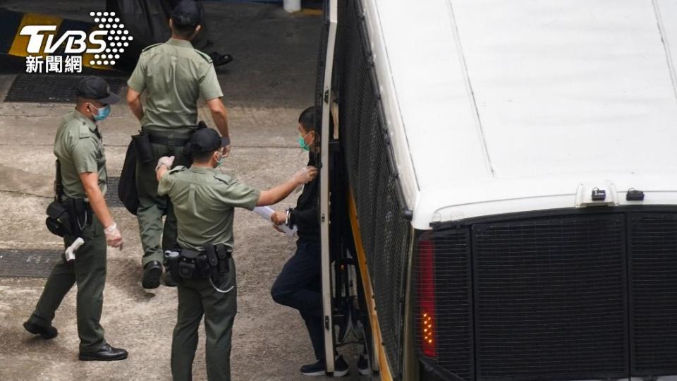 香港警方逮捕蘋果日報高層。（圖／達志影像路透社）