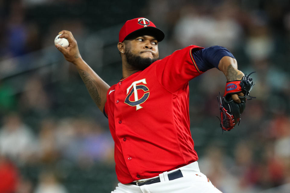 MINNEAPOLIS, MN - AUGUST 27: Alex Colome #48 of the Minnesota Twins delivers a pitch against the Milwaukee Brewers in the ninth inning of the game at Target Field on August 27, 2021 in Minneapolis, Minnesota. The Twins defeated the Brewers 2-0. (Photo by David Berding/Getty Images)