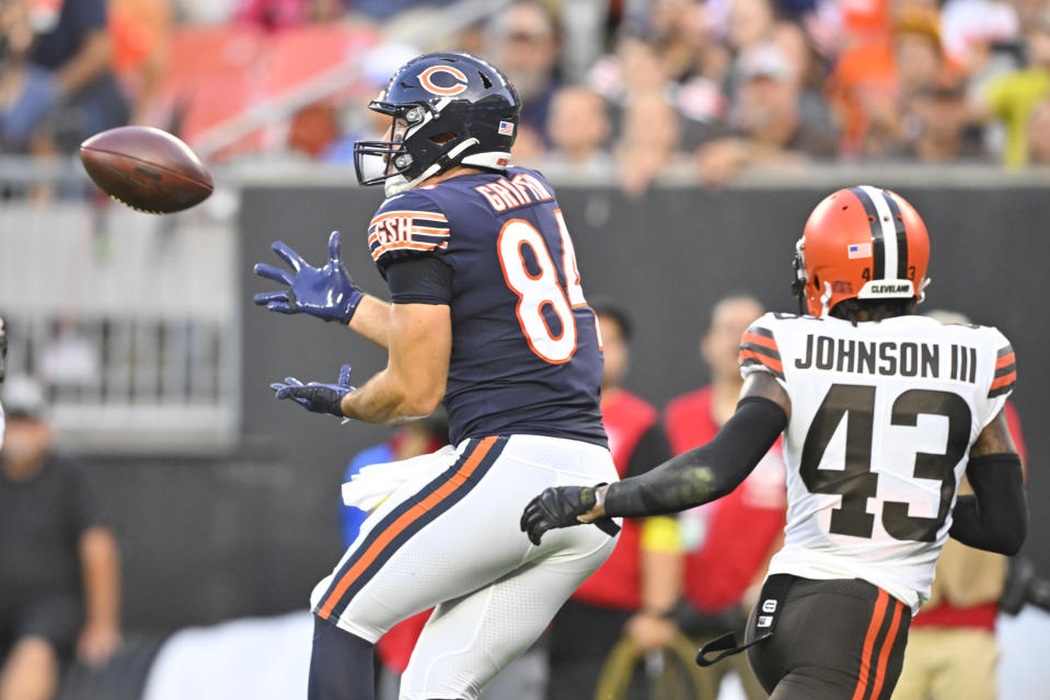 Chicago Bears tight end Ryan Griffin (84) makes a touchdown catch past Cleveland Browns safety John Johnson III (43) during the first half of an NFL preseason football game, Saturday, Aug. 27, 2022, in Cleveland. (AP Photo/David Richard)