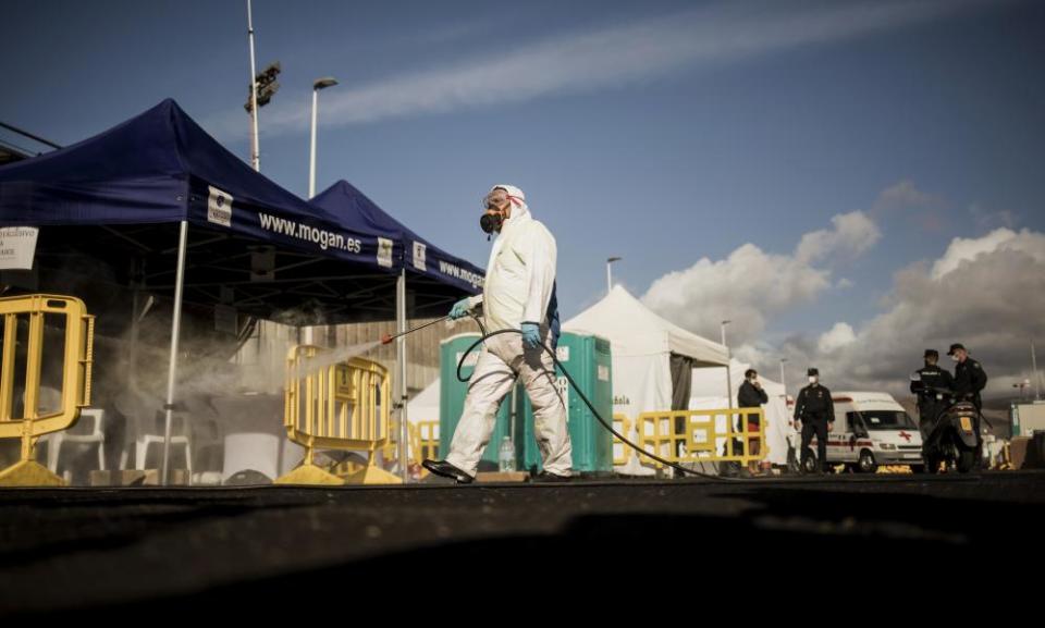 <span>Photograph: Javier Fergo/AP</span>