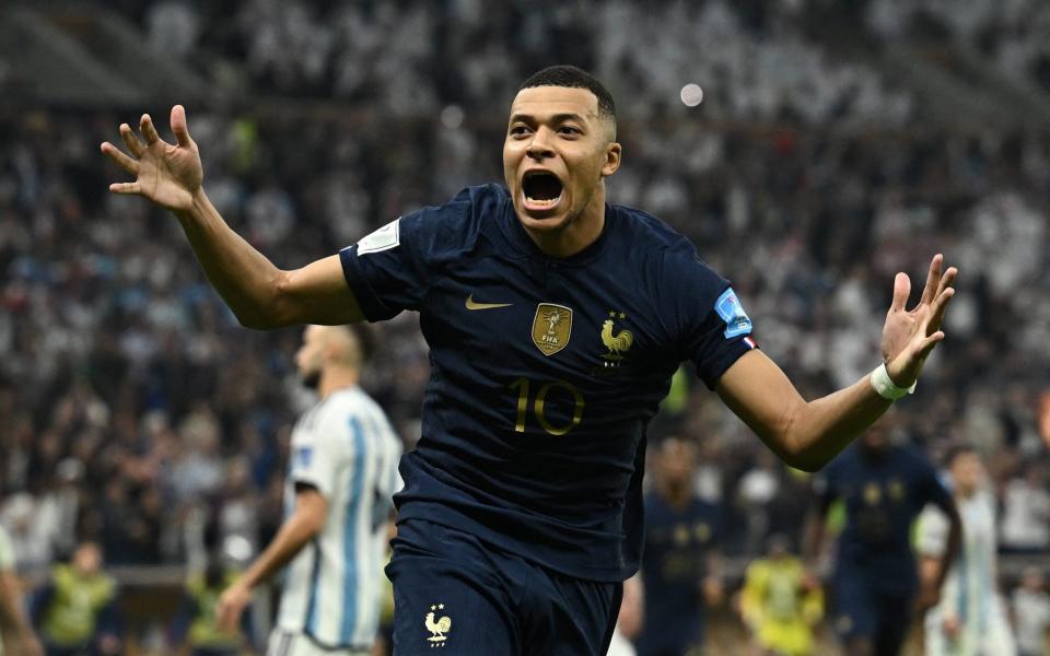 France's Kylian Mbappe celebrates scoring their third goal to complete his hat-trick - SOCCER-WORLDCUP-ARG-FRA/REPORT/REUTERS