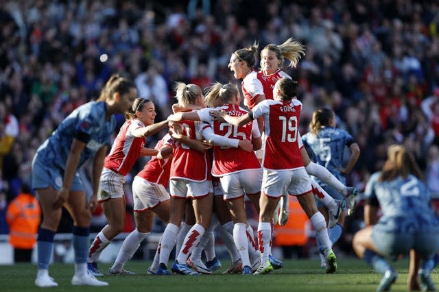 Arsenal's women celebrate