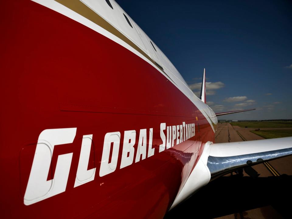 Boeing 747 Global Supertanker firefighting plane