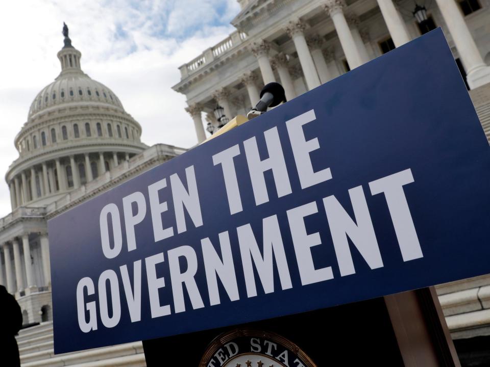 Government shutdown ‘causing FBI to lose informants’ at centre of terrorism investigations