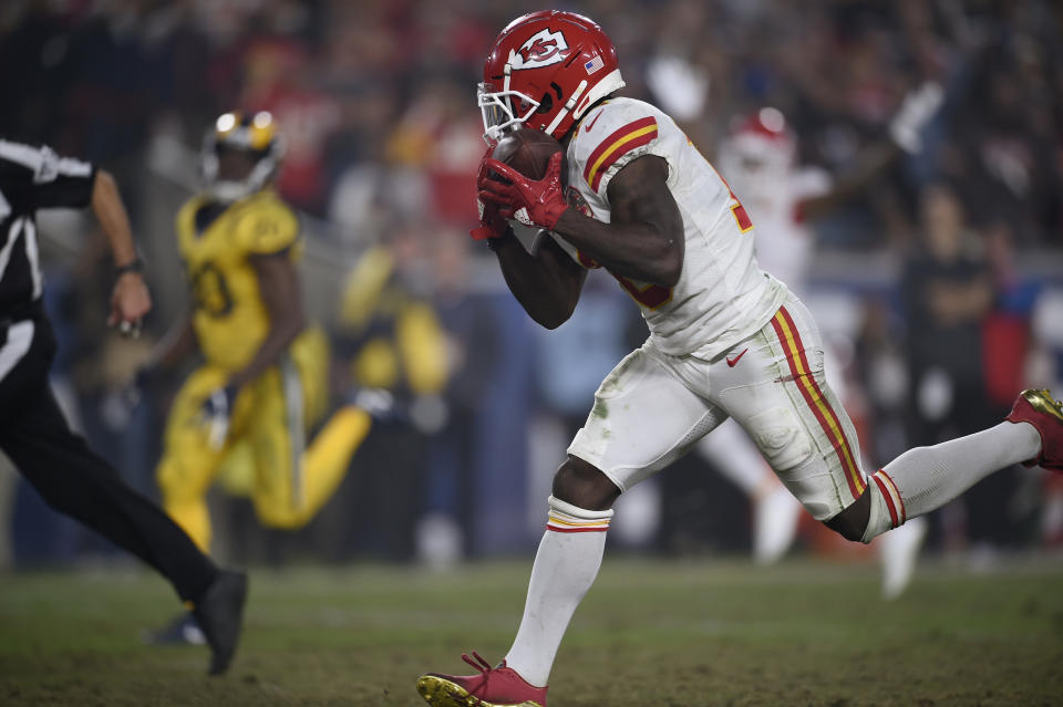 Kansas City Chiefs wide receiver Tyreek Hill hauls in a touchdown catch against the Los Angeles Rams. (AP)