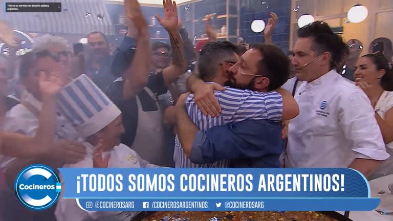 Cocineros argentinos se despidió de la TV Pública con un guiso federal, una choripaneada, la vuelta del primer conductor y más de 100 invitados